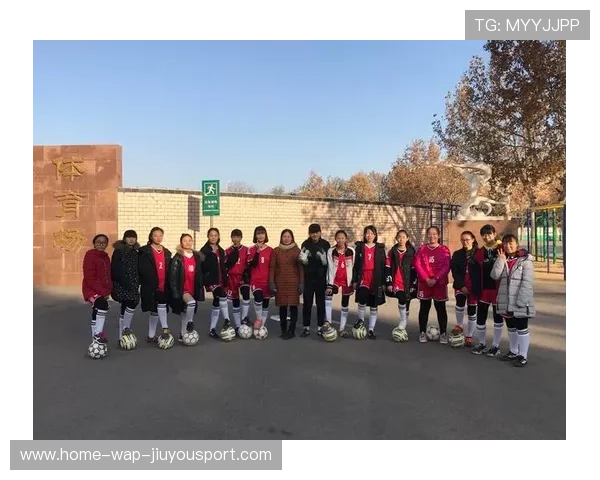 联赛推出“青少年运动员成长手册”，助力青训长效机制