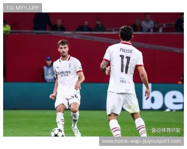 球员在欧冠中凭借定位球技巧帮助球队得分，欧冠用球测评